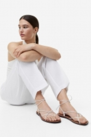HM  Sandalias de piel