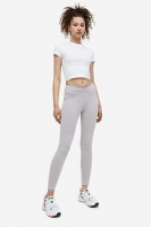 HM  Leggings con cintura en V