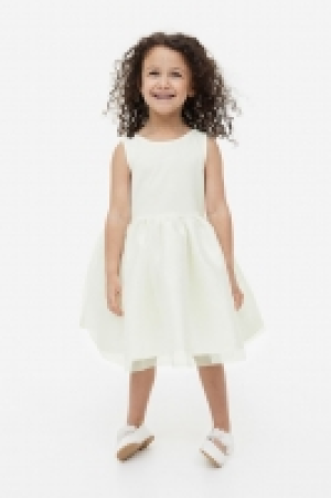 Vestido con vuelo 12.99 €