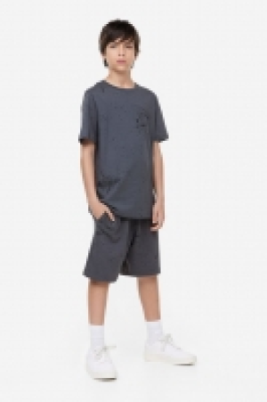 Pantalón corto en sudadera con motivo estampado 9.99 €