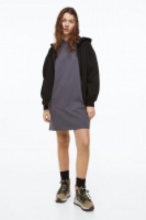 Vestido camiseta oversize 9.99 €