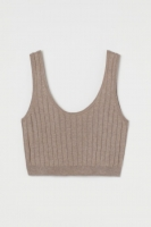 Top cropped en punto de canalé 8.99 €