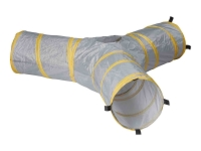 Túnel con forma de Y para gatos