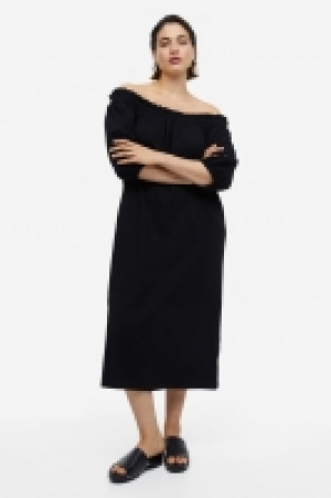 Vestido off-the-shoulder 15.99 €