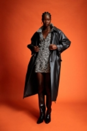 Cárdigan en punto de canalé con cuello 20.99 €