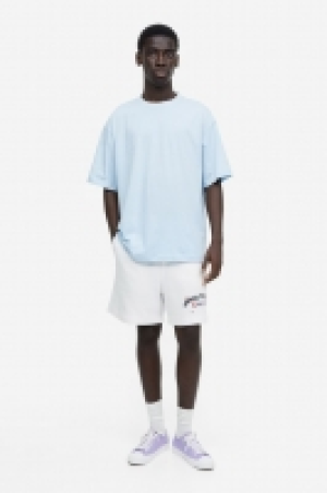 Pantalón corto en sudadera Regular Fit 9.99 €