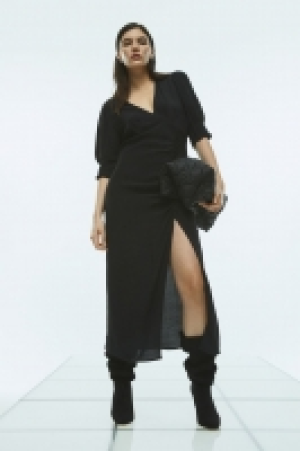 Vestido en crepé con manga puffy 21.99 €