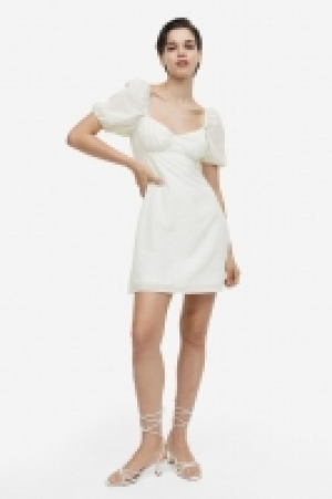 HM  Vestido de crepé con manga puffy
