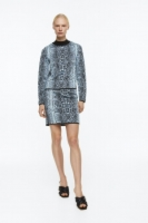 Falda en punto de jacquard 17.99 €