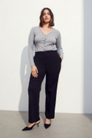 Pantalón de vestir en sarga 15.99 €