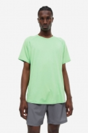 Camiseta de deporte Loose Fit 10.99 €