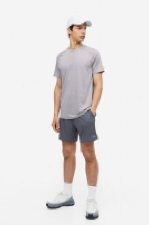 Camiseta de deporte Loose Fit 8.99 €