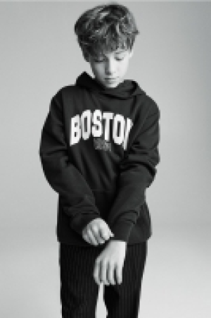 Sudadera con capucha y motivo estampado 9.99 €