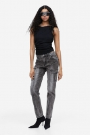 Pantalón cargo 15.99 €