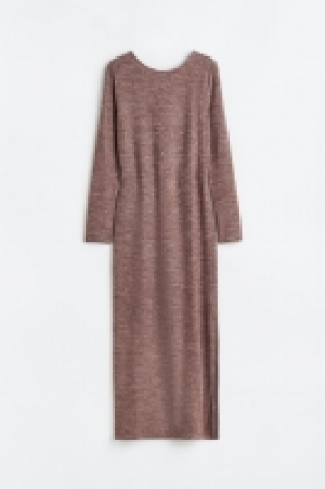 Vestido en punto fino 12.99 €
