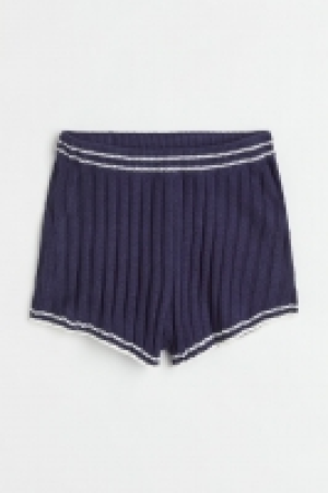 HM  Pantalón corto de canalé