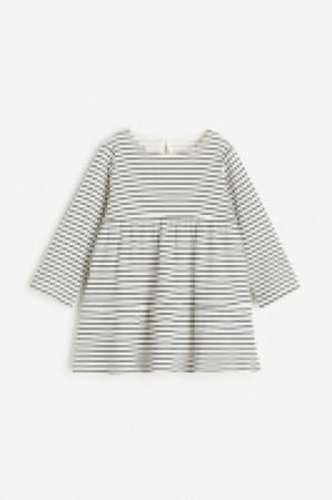 Vestido en punto de algodón 4.99 €