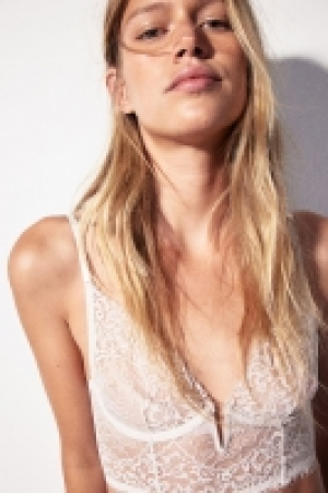 Bustier de encaje sin acolchado