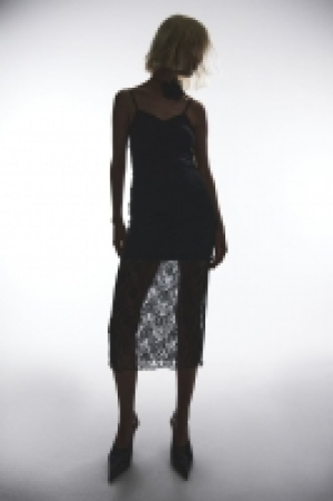 Vestido ajustado de tirantes