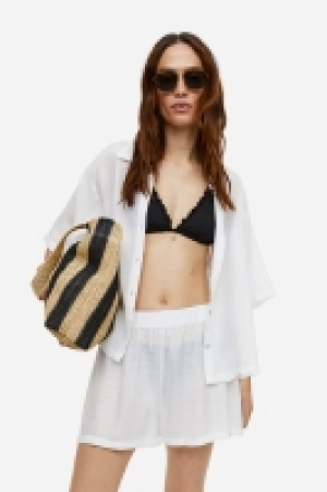 Pantalón corto de playa en crepé