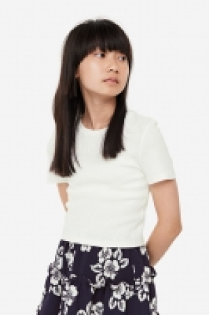 Conjunto de camiseta y falda 7.99 €