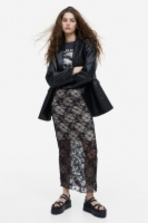 Falda de tubo en encaje