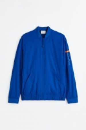 Chaqueta de correr repelente al agua