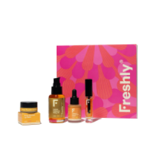 Estuche Esenciales Hidrataci&oacute;n Vitamina C Freshly Cosmetics